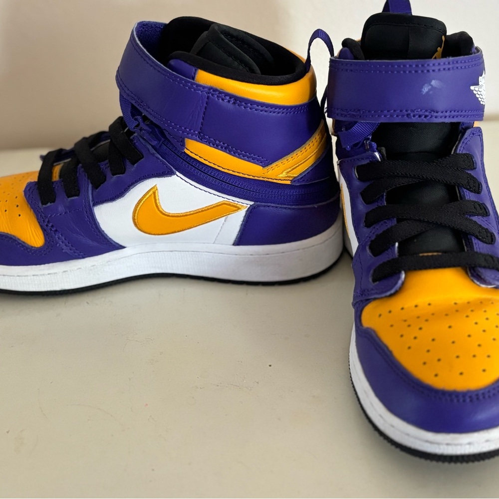 Nike Kids Sneakers - Purple, Orange, and White
